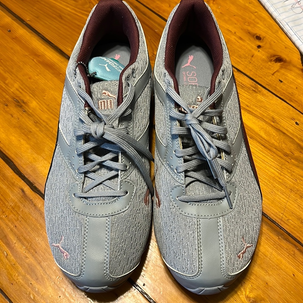 Puma, Size 10, Gray with burgundy